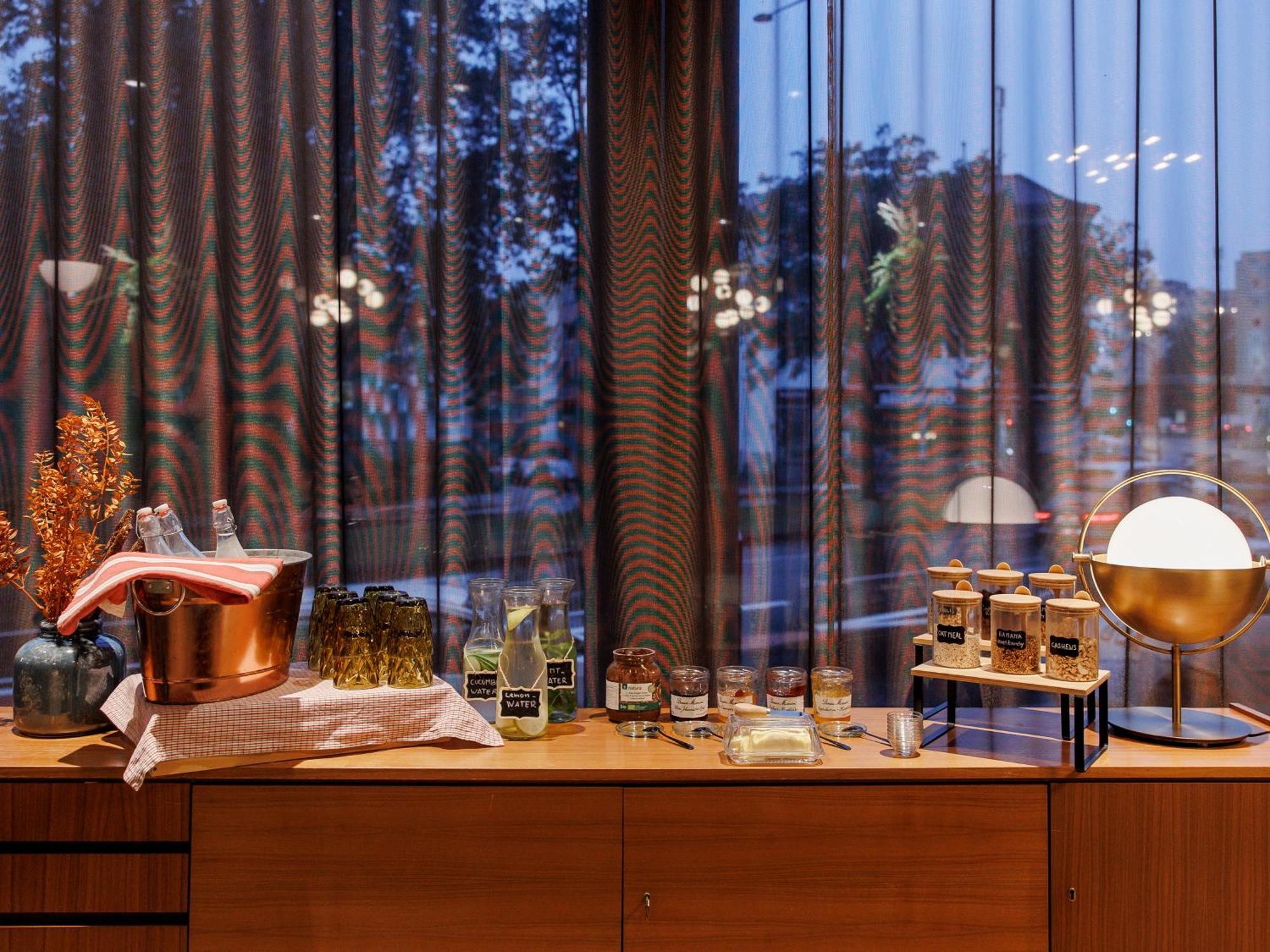 Koncept Hotel International Κολωνία Εξωτερικό φωτογραφία